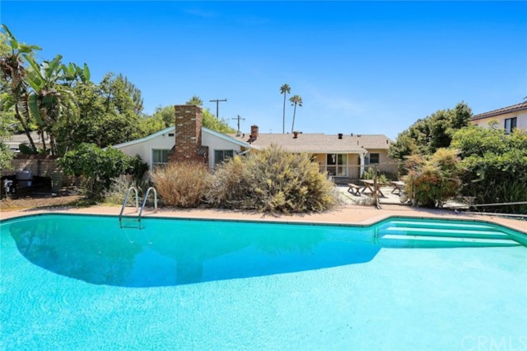 Photo 34 of 52 - 6565 N Vista St, San Gabriel, CA 91775