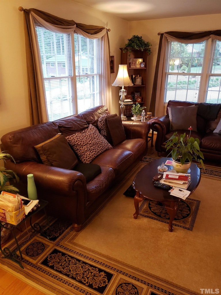 Photo 13 of 20 - 822 Union St, Cary, NC 27511