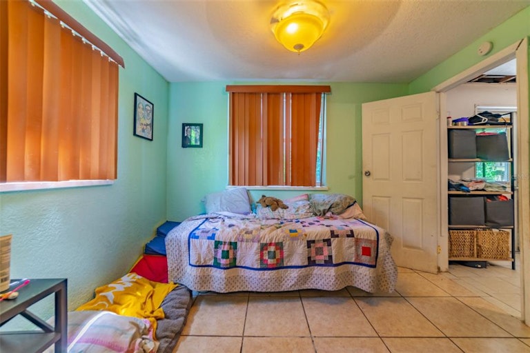 Photo 39 of 51 - 6704 50th Ave N, Saint Petersburg, FL 33709