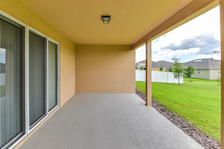Photo 32 of 35 - 1219 Degraw Dr, Apopka, FL 32712