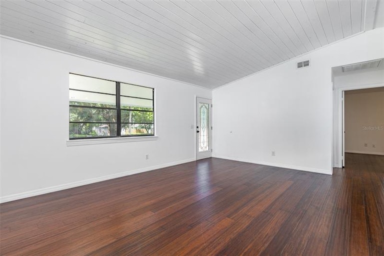 Photo 20 of 28 - 10017 Parsons St, Tampa, FL 33615