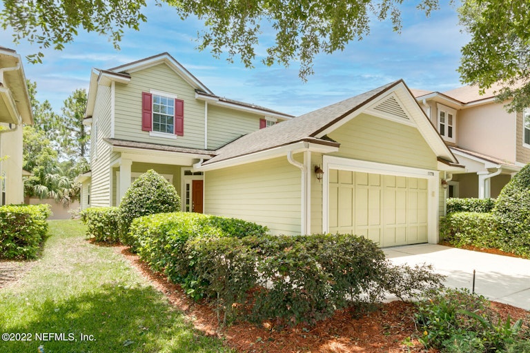 Photo 2 of 37 - 11778 Templeton Rd, Jacksonville, FL 32258