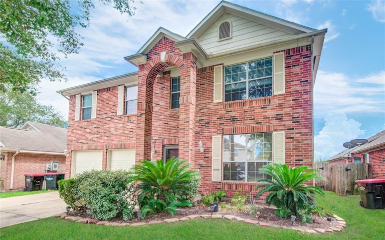 Photo 7 of 50 - 16651 Keegans Ridge Way Dr, Houston, TX 77083
