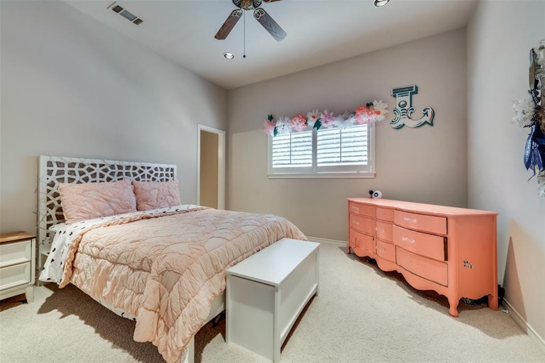 Photo 23 of 37 - 1605 Mariah Bay Cir, Rockwall, TX 75032