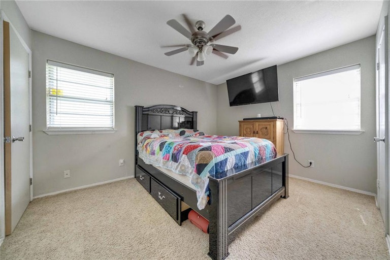 Photo 11 of 23 - 7624 Evergreen Rd, Richland Hills, TX 76118