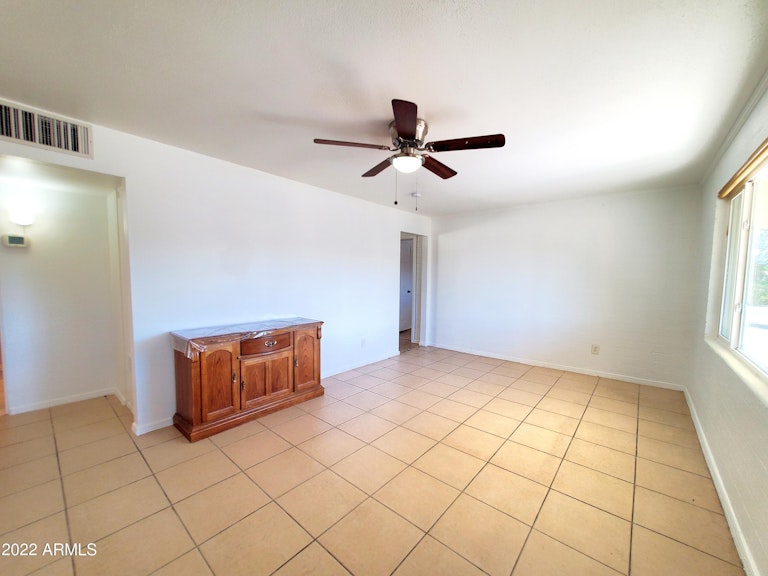 Photo 9 of 42 - 11122 W Connecticut Ave, Youngtown, AZ 85363