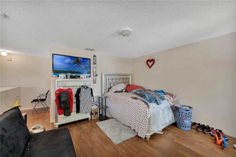 Photo 31 of 34 - 1975 Alambra Cir, Apopka, FL 32703