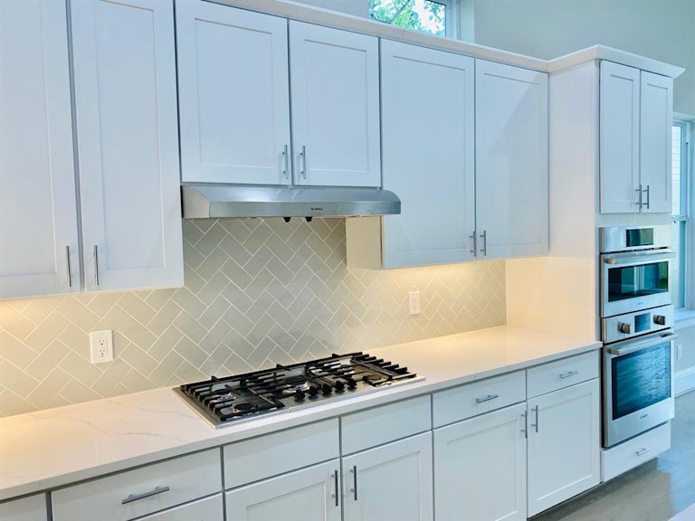 Photo 34 of 46 - 1420 Alexander St, Houston, TX 77008