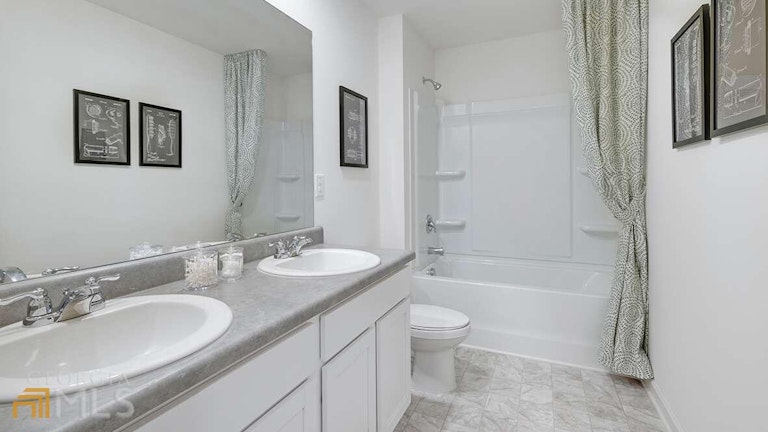 Photo 35 of 39 - 390 Faulkner St #173, Stockbridge, GA 30281