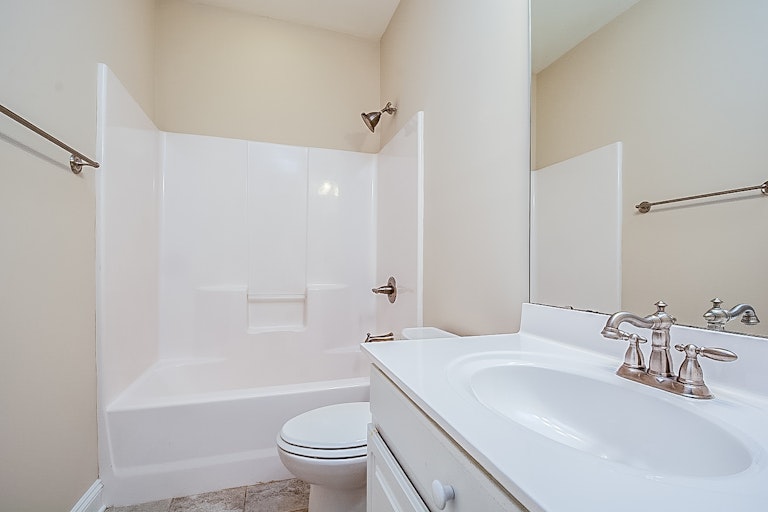Photo 22 of 28 - 1804 Blackstone Dr, Durham, NC 27712