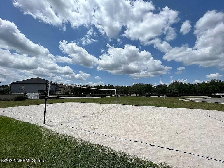 Photo 39 of 40 - 6304 Pendragon Pl, Jacksonville, FL 32258