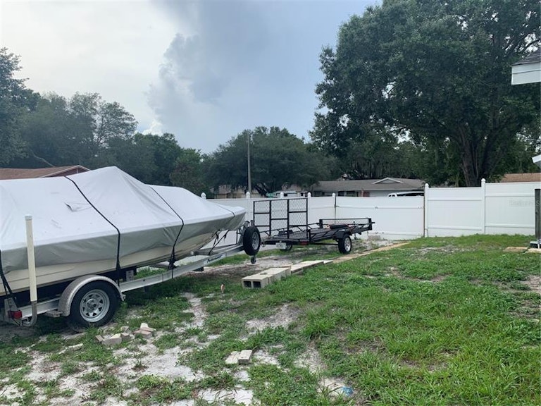 Photo 31 of 39 - 511 Cedar Grove Dr, Brandon, FL 33511