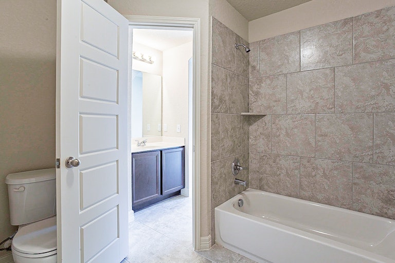 Photo 22 of 25 - 9802 Rousseau, San Antonio, TX 78245