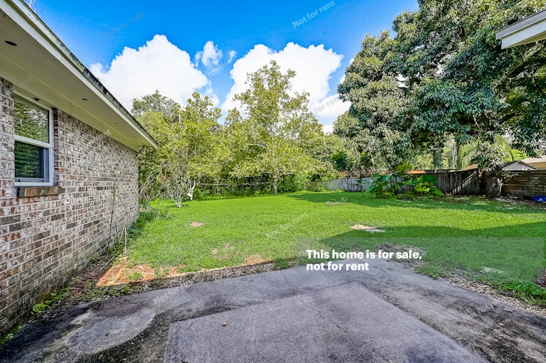 Photo 16 of 35 - 2590 Aquarius Rd, Orange Park, FL 32073