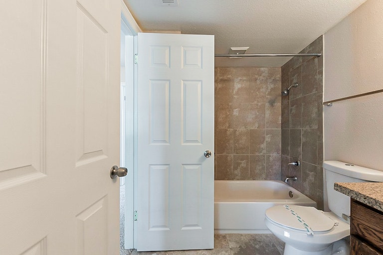 Photo 23 of 27 - 2828 Monroe St, Riverside, CA 92504