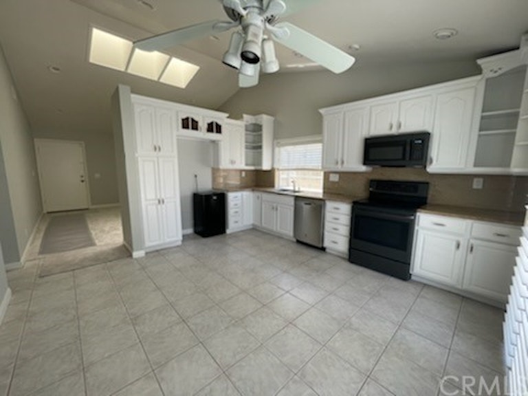 Photo 7 of 20 - 1579 W Tedmar Ave, Anaheim, CA 92802