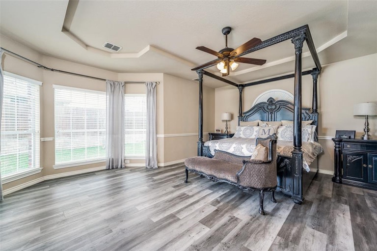 Photo 18 of 35 - 2604 Stallions Ln, Celina, TX 75009