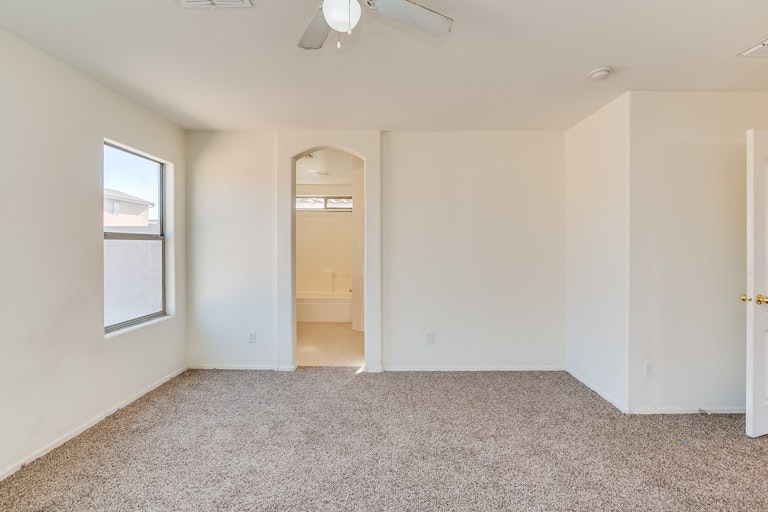 Photo 13 of 30 - 13162 W Clarendon Ave, Litchfield Park, AZ 85340