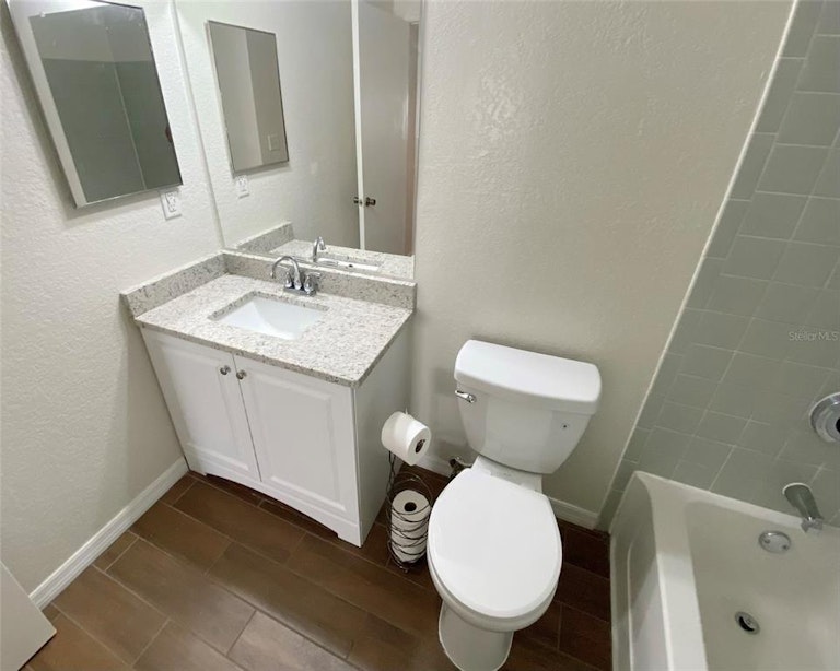 Photo 14 of 28 - 10263 Gandy Blvd N #2001, Saint Petersburg, FL 33702