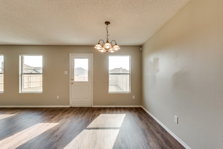 Photo 15 of 29 - 2810 Bissell Way, Wylie, TX 75098