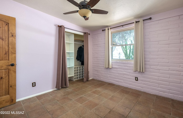 Photo 22 of 31 - 2515 N Rising Star Trl, Tucson, AZ 85745