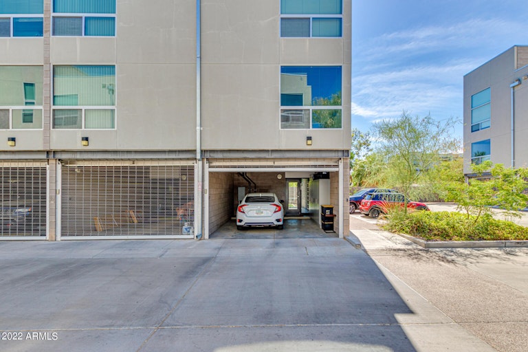Photo 26 of 31 - 727 E Portland St #38, Phoenix, AZ 85006