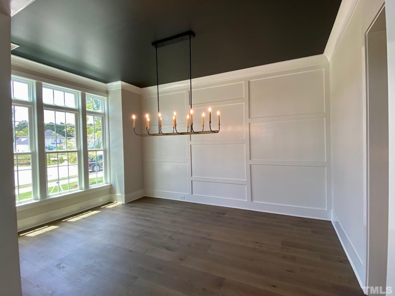 Photo 4 of 37 - 2101 Princeville Dr, Apex, NC 27523