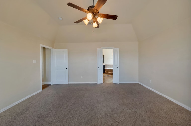 Photo 17 of 26 - 318 Spyglass Dr, Willow Park, TX 76008