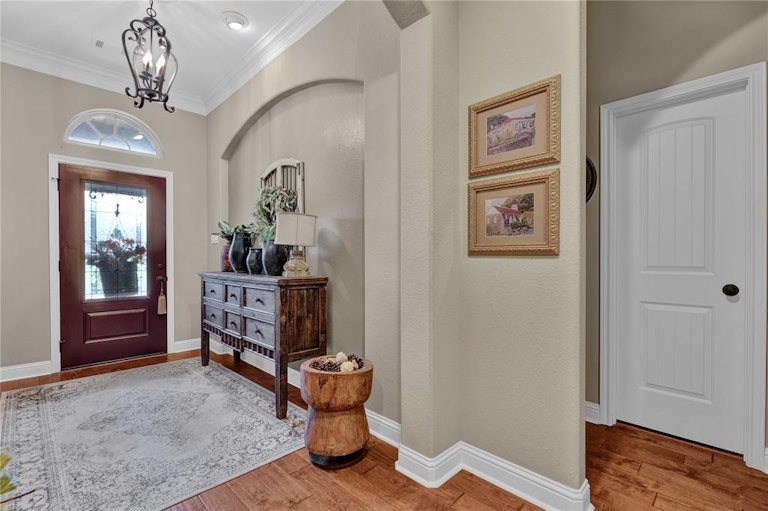 Photo 4 of 38 - 8702 Malardcrest Dr, Humble, TX 77346