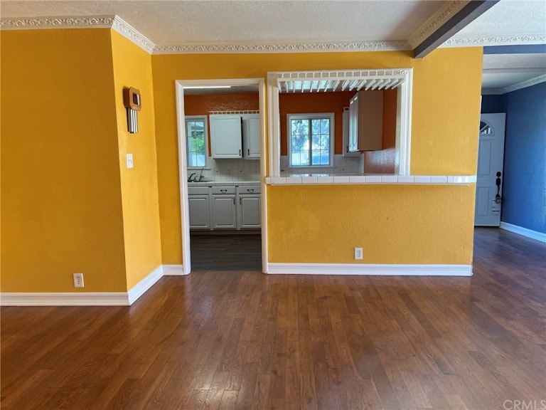 Photo 39 of 43 - 13944 Hartland St, Van Nuys, CA 91405