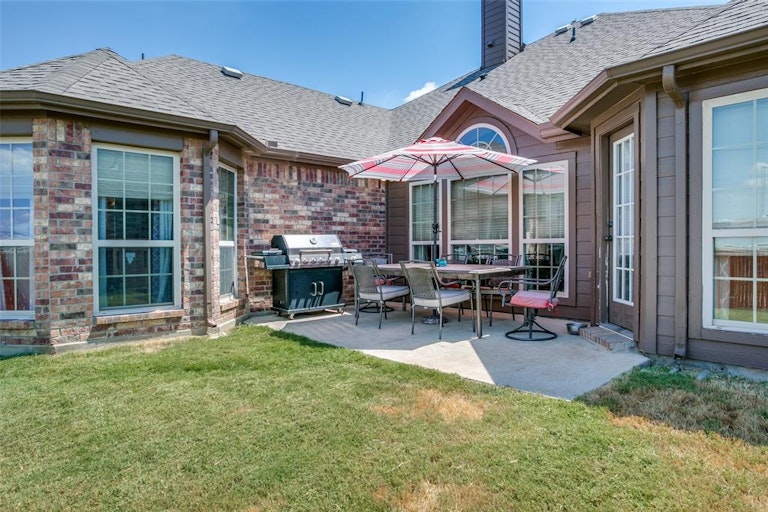 Photo 25 of 27 - 9617 Saltbrush St, Fort Worth, TX 76177