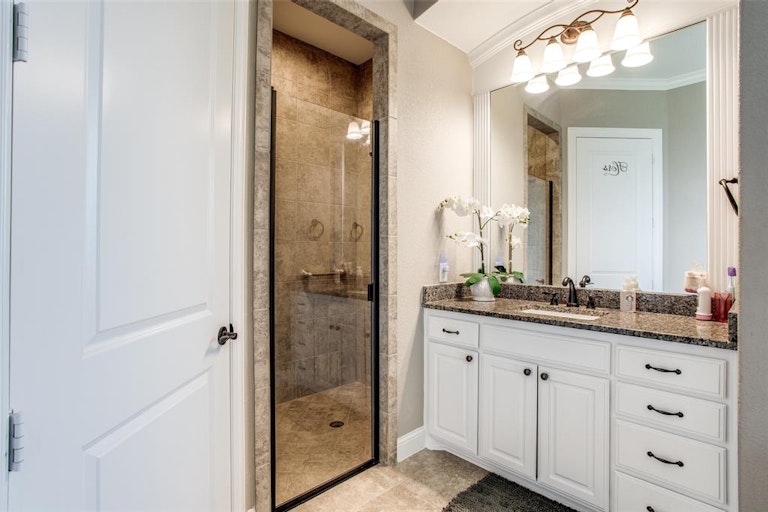 Photo 20 of 40 - 180 Denali Way, Waxahachie, TX 75167
