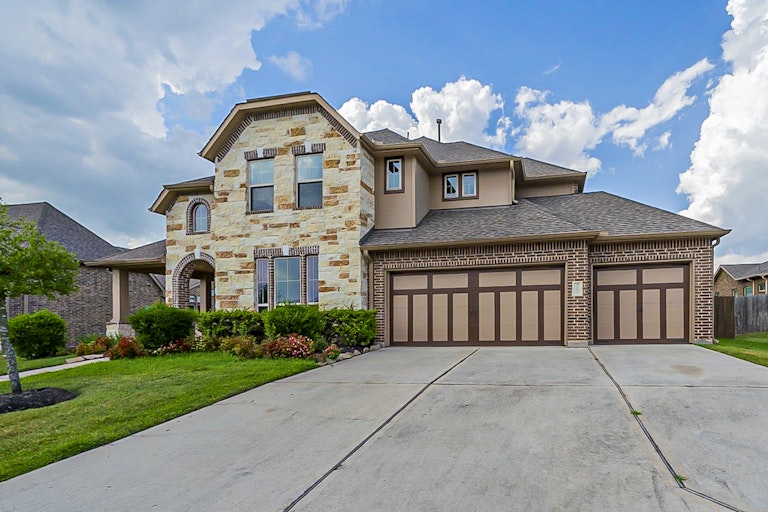 Photo 36 of 37 - 8523 San Juanico St, Houston, TX 77044