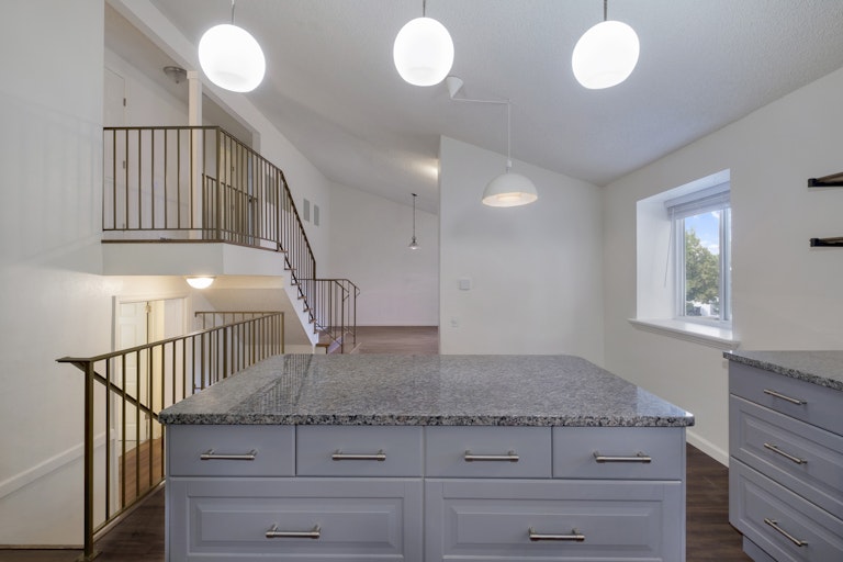 Photo 7 of 19 - 2731 S Salida Way, Aurora, CO 80013