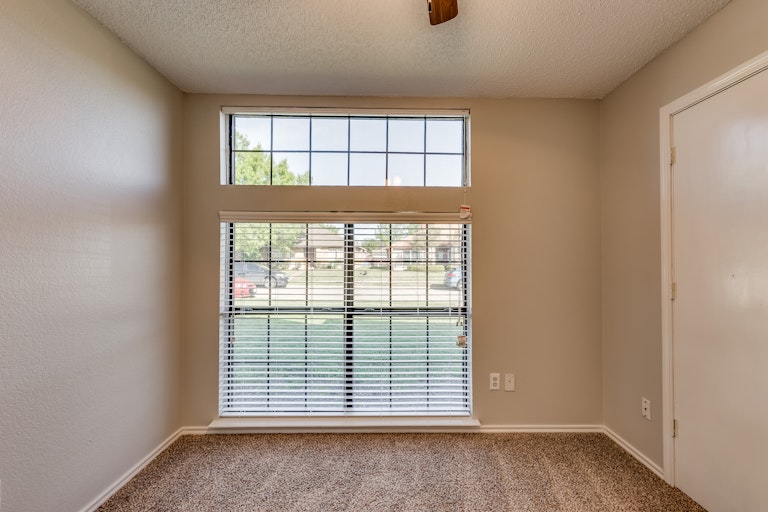 Photo 21 of 26 - 2612 Trumpet Dr, Rowlett, TX 75089
