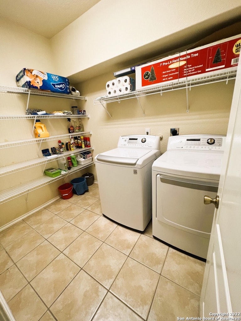 Photo 17 of 40 - 6110 Kenedy Leaf, San Antonio, TX 78253