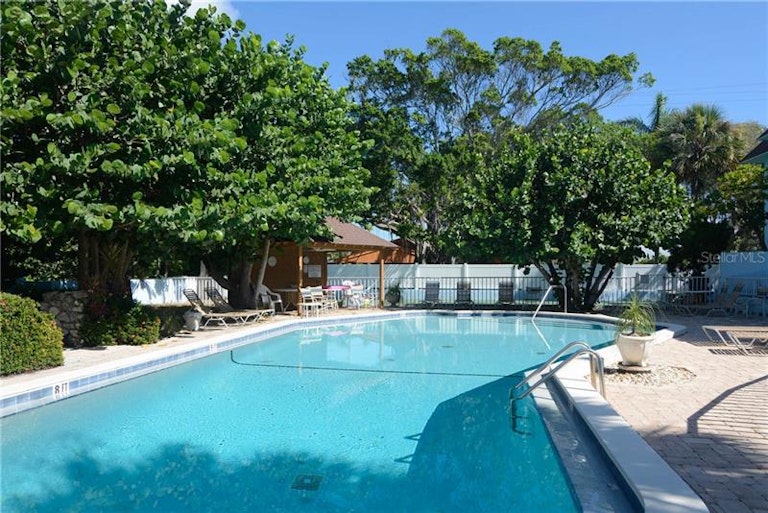Photo 15 of 25 - 4307 Gulf Dr #107, Holmes Beach, FL 34217