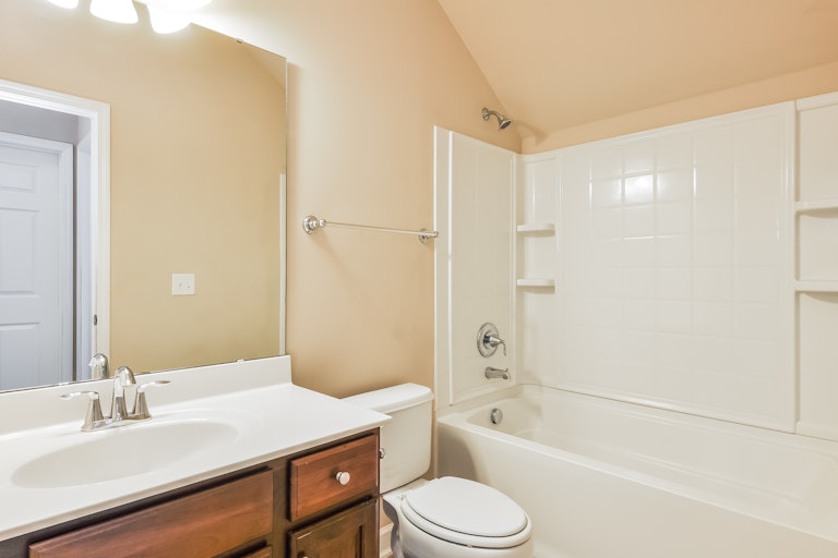 Photo 18 of 25 - 233 Bally Shannon Way, Apex, NC 27539