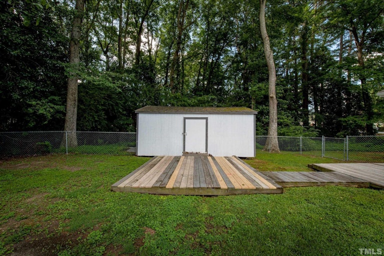 Photo 27 of 30 - 417 S Hollybrook Rd, Wendell, NC 27591