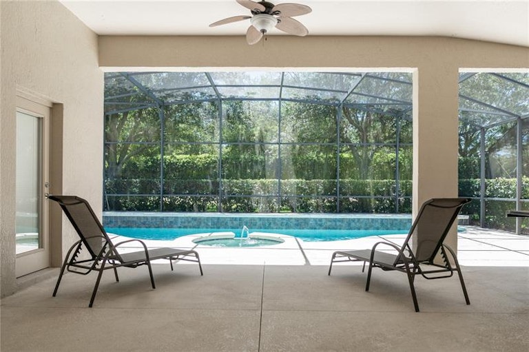 Photo 5 of 17 - 1315 Glenwick Dr, Windermere, FL 34786