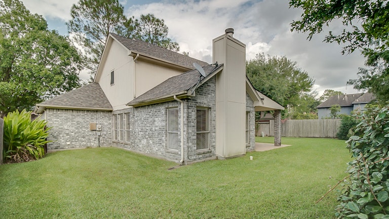 Photo 35 of 35 - 14426 Little Willow Walk, Houston, TX 77062