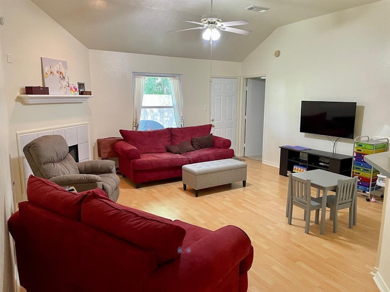 Photo 26 of 45 - 16107 Mesa Blvd, Humble, TX 77396
