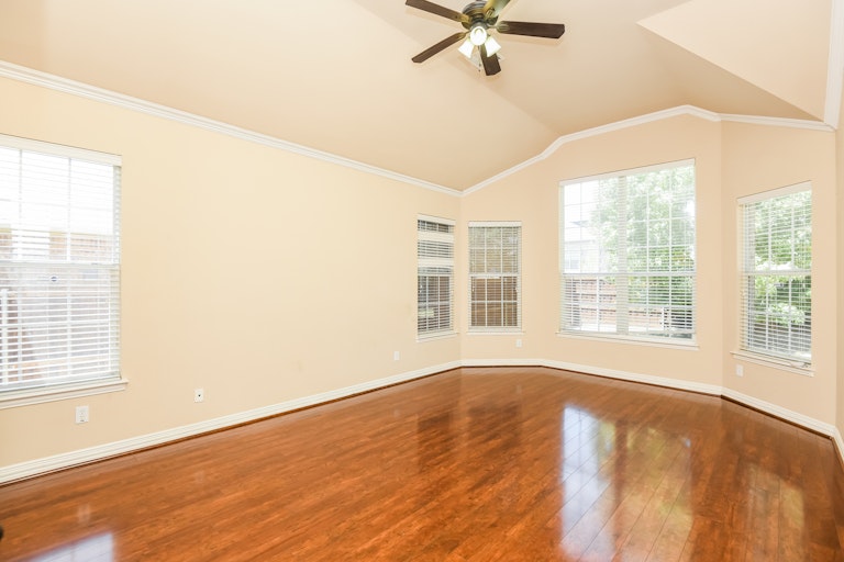 Photo 8 of 27 - 3625 Jennifer Dr, Flower Mound, TX 75022