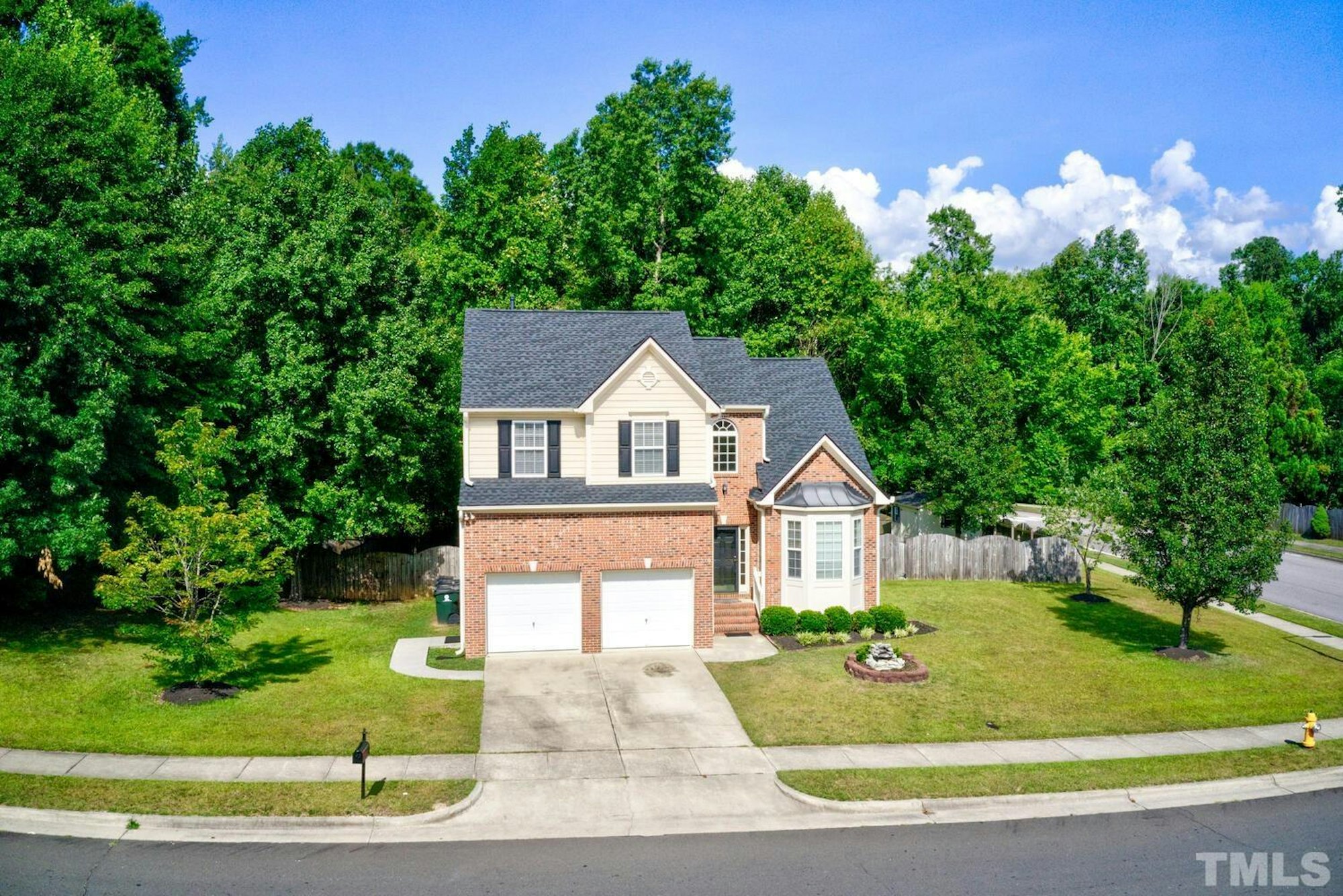 Photo 1 of 51 - 902 Widewaters Pkwy, Knightdale, NC 27545