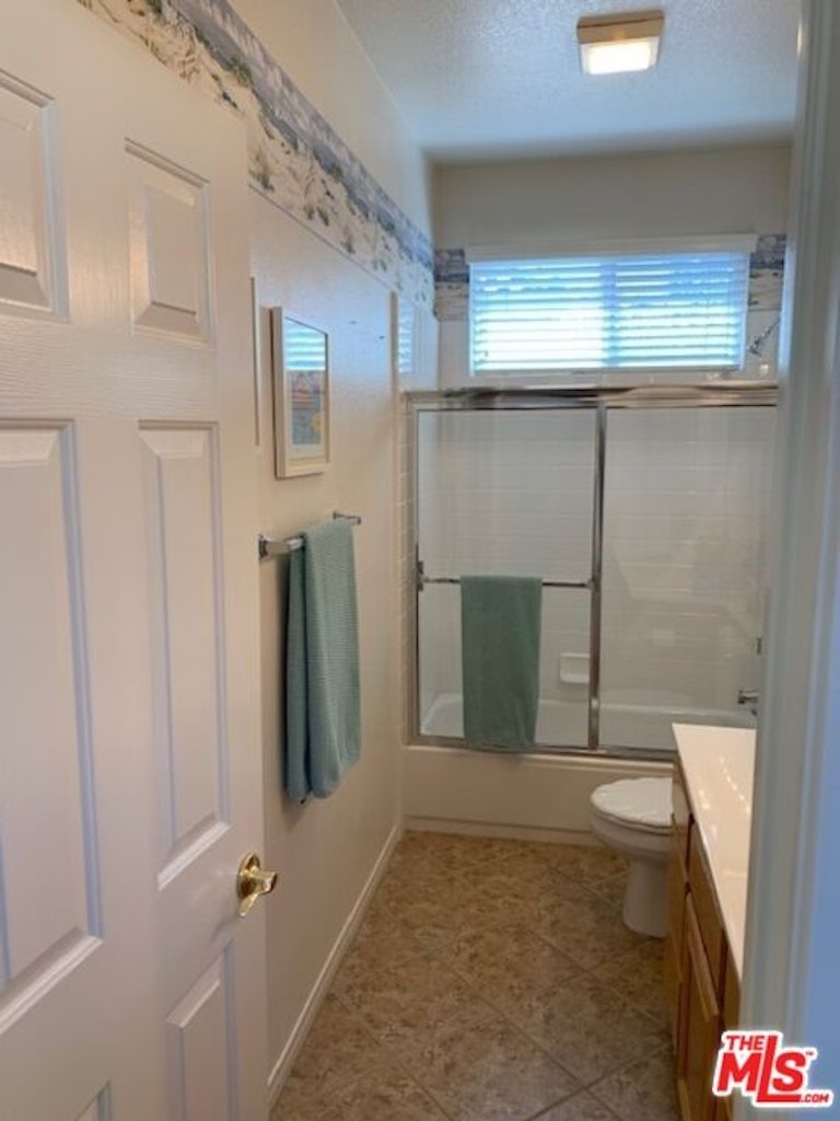 Photo 27 of 54 - 4907 Singing Hills Dr, Banning, CA 92220