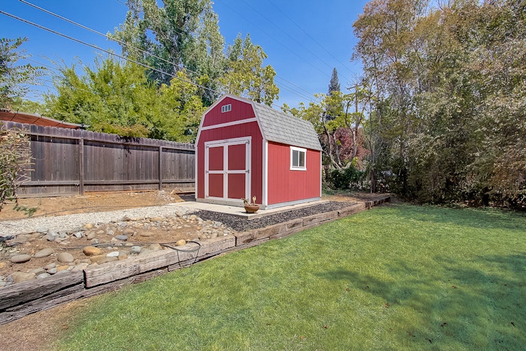 Photo 35 of 36 - 4232 Empire Way, Carmichael, CA 95608