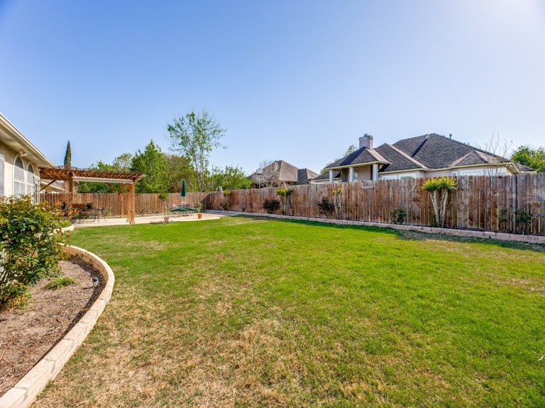 Photo 35 of 36 - 1226 Loma Verde Dr, New Braunfels, TX 78130