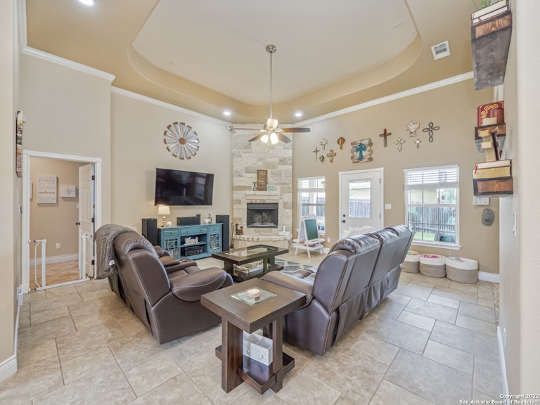 Photo 20 of 49 - 834 Lodge Creek Dr, New Braunfels, TX 78132