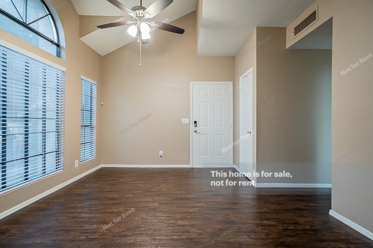 Photo 11 of 18 - 8888 N 47th Ave #109, Glendale, AZ 85302