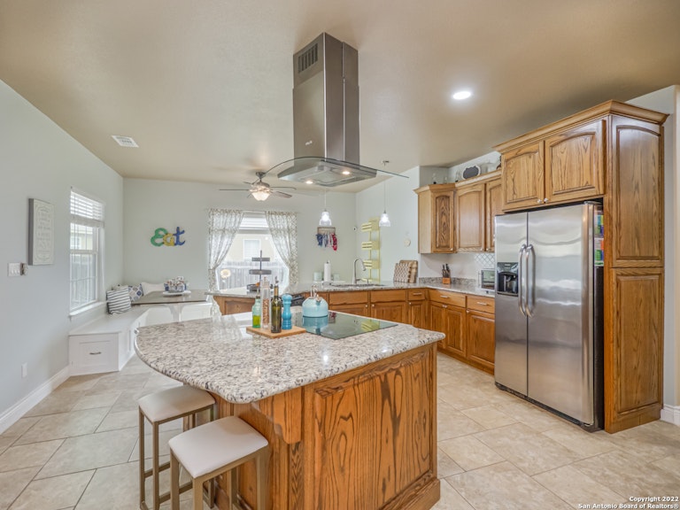 Photo 13 of 49 - 834 Lodge Creek Dr, New Braunfels, TX 78132